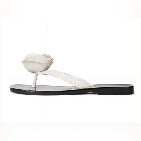 Jeffrey Campbell Cream & Black Jelly Flip Flop Sandals(Size 9) - Picture 2 of 8